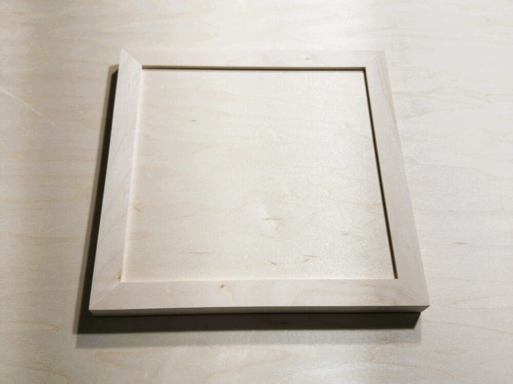 Mitered flat-panel door sample with Slim Shaker profile